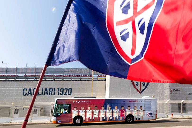 tutti allo stadio in autobus